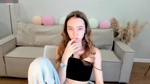 Snapshot of sofa_vleifo chatting on July 2026 01:13:01 AM Sofa online show from July 2026 01:13:01 AM
