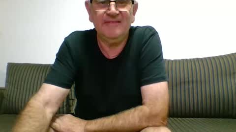 Snapshot of sofar06 chatting on January 2025 08:27:02 AM sofar06 online show from January 2025 08:27:02 AM