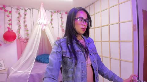 Snapshot of soffi_roberts chatting on January 2025 12:36:02 PM sofiia online show from January 2025 12:36:02 PM