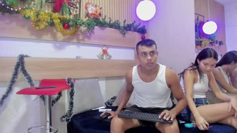 Soffia bless online show from December 2024 01:19:02 PM