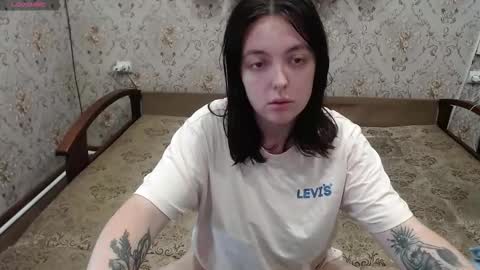 soffia_xo online show from October 2025 09:30:02 AM