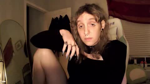 Lilytea online show from November 2025 07:19:02 AM