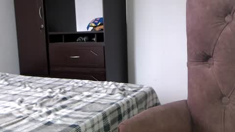 Sofa Castellanos online show from June 2026 03:36:01 PM