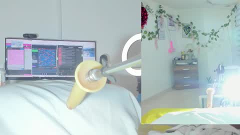 Snapshot of sofi__velez_ chatting on December 2025 06:36:01 PM Sofi online show from December 2025 06:36:01 PM