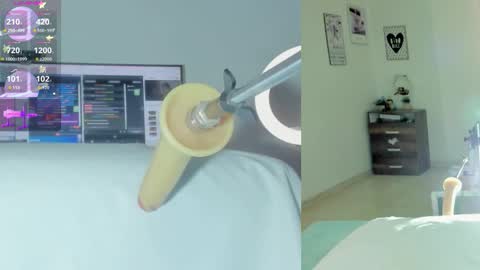 Snapshot of sofi__velez_ chatting on February 2026 06:48:01 PM Sofi online show from February 2026 06:48:01 PM