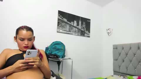 Snapshot of sofi_and_santy chatting on September 2025 10:15:02 PM SOFI AND SANTY online show from September 2025 10:15:02 PM