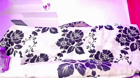 Snapshot of sofi_decker chatting on February 2025 06:08:02 AM Sofia online show from February 2025 06:08:02 AM