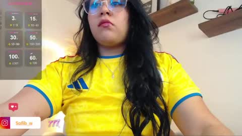 Snapshot of sofi_lennox chatting on July 2026 01:06:01 PM Sofi online show from July 2026 01:06:01 PM