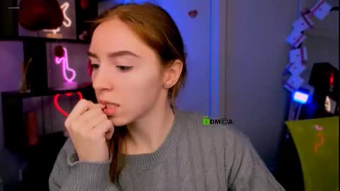 Snapshot of sofi_lonely chatting on February 2026 05:48:02 AM sofi_lonely online show from February 2026 05:48:02 AM