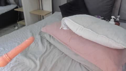 Snapshot of sofi_ramosx chatting on December 2024 01:43:01 AM valen online show from December 2024 01:43:01 AM