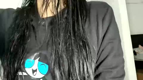 Sofia online show from December 2025 03:24:02 AM