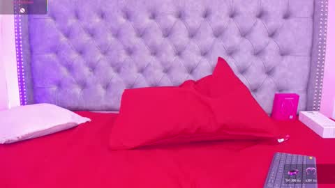 Snapshot of sofia_girl_ chatting on October 2025 08:02:02 AM SOFIA online show from October 2025 08:02:02 AM