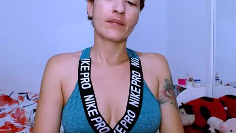 Sofia  online show from February 2025 07:38:02 PM