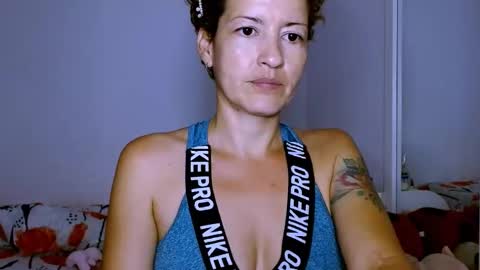 Sofia  online show from February 2025 10:53:02 PM