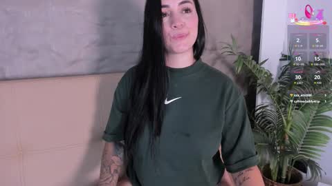 Snapshot of sofia_riveraa chatting on October 2025 06:26:01 PM SOFIA online show from October 2025 06:26:01 PM