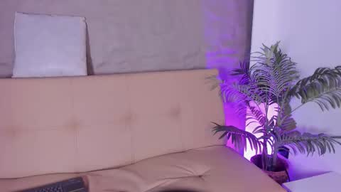 Snapshot of sofia_riveraa chatting on October 2025 08:17:02 PM SOFIA online show from October 2025 08:17:02 PM