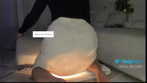 sofia_rivers_ online show from October 2025 12:14:01 AM