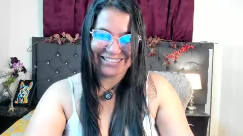 sofia_sorceress online show from November 2025 12:16:02 AM
