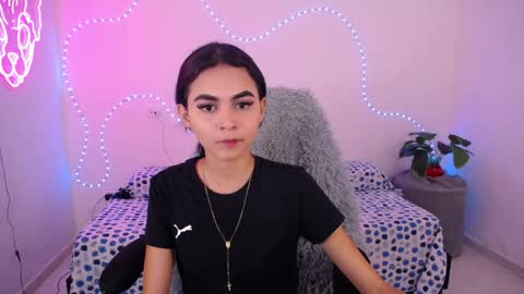Snapshot of sofia_tgn chatting on May 2026 06:48:02 PM sofia_tgn online show from May 2026 06:48:02 PM