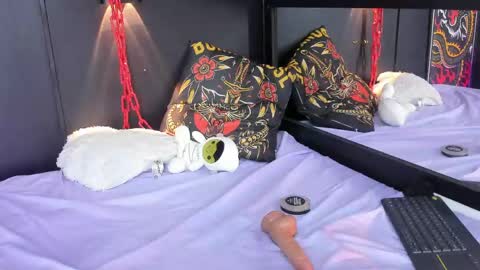 sofiaangel18 online show from May 2026 01:57:16 AM
