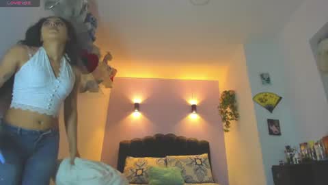Snapshot of sofiaclaus_19 chatting on June 2026 05:03:02 AM Sofia online show from June 2026 05:03:02 AM