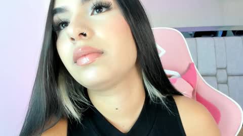 Sofia  online show from February 2025 11:44:02 AM
