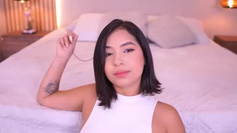 Sofia  online show from October 2025 12:13:02 PM