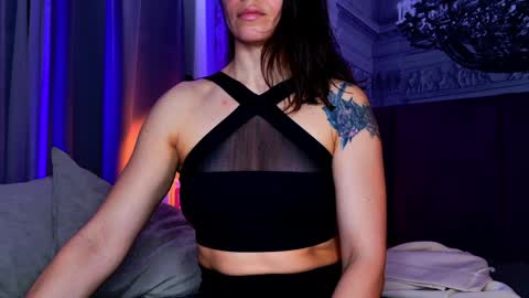 Sofia online show from January 2025 07:41:02 PM