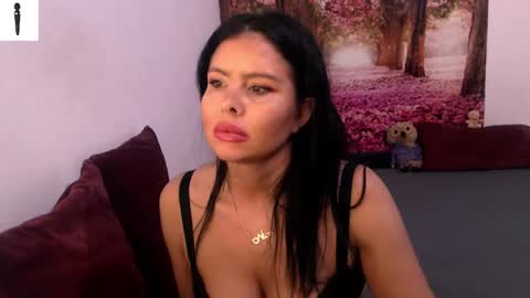 sofialiub online show from December 2024 02:50:02 PM