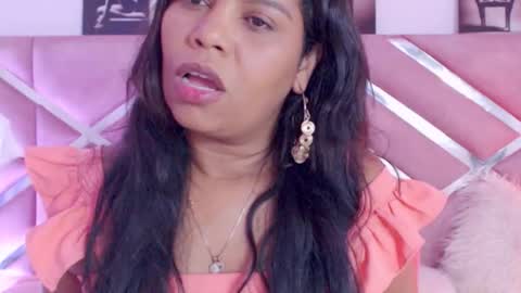 Sofia online show from December 2025 12:51:01 AM