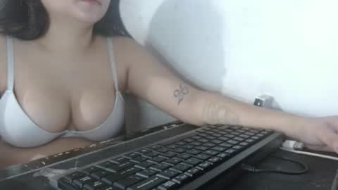 sofiaslovesfuck online show from September 2025 12:21:02 PM