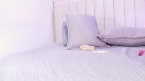 Sofia Velez  online show from February 2026 11:54:02 AM