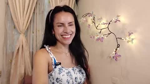 Snapshot of sofibelladelavega chatting on April 2026 07:22:02 PM Sofi Bella online show from April 2026 07:22:02 PM