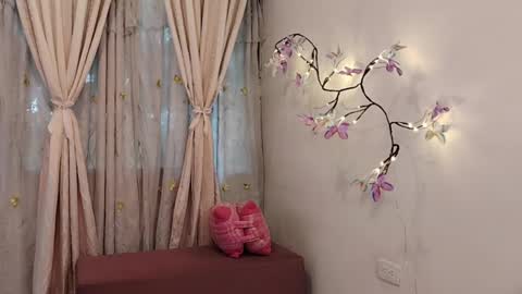 Snapshot of sofibelladelavega chatting on May 2026 08:07:02 PM Sofi Bella online show from May 2026 08:07:02 PM