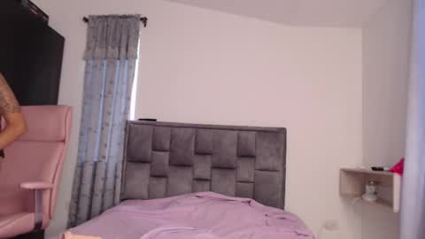 Sofie Rosee online show from February 2025 03:20:01 PM