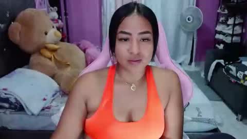 sofia Dreams online show from February 2026 02:01:02 PM