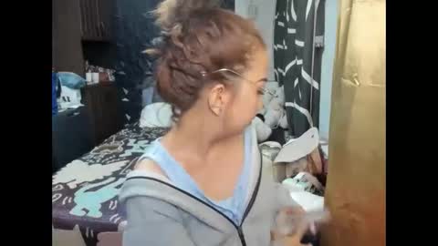 Angel online show from December 2025 03:41:02 PM