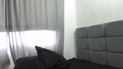 Snapshot of softhairobsession chatting on November 2025 07:46:01 PM Seyra-abby online show from November 2025 07:46:01 PM