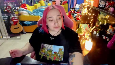 Sofie online show from January 2025 05:05:01 PM