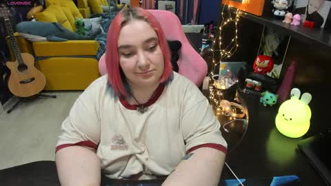 Sofie online show from February 2025 08:59:02 AM