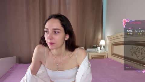 Elly online show from October 2025 07:08:01 AM