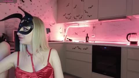 SOFYandMIKE online show from November 2025 03:30:02 AM