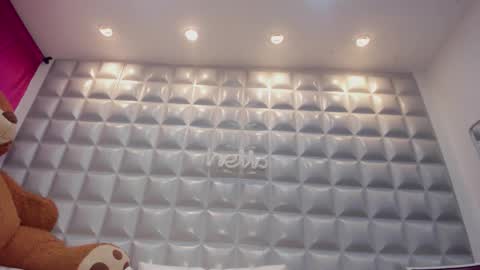 SOL  ANGEL online show from February 2026 04:33:01 PM