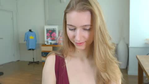 Bella online show from January 2025 11:24:01 AM