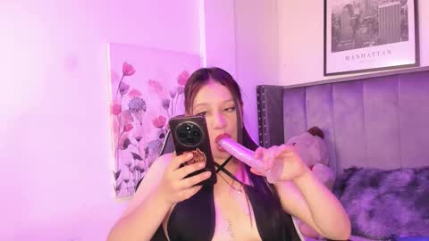 Snapshot of soleil_knox chatting on February 2026 07:35:01 PM soleil_knox online show from February 2026 07:35:01 PM