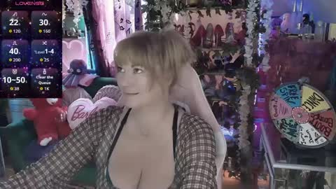 solesticia online show from September 2025 03:23:01 PM