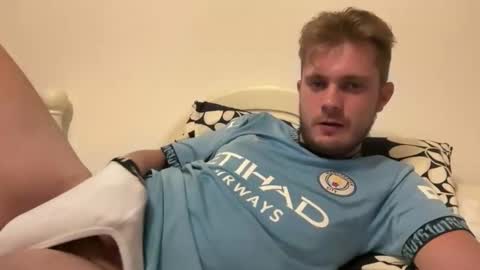 solobrit online show from January 2026 10:46:01 PM