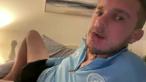 solobrit online show from February 2026 10:50:01 PM