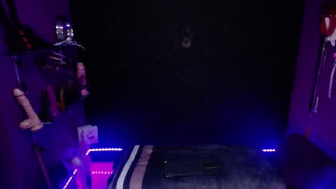 Alexa online show from December 2024 09:18:02 PM