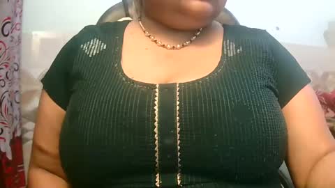 Snapshot of soni88888 chatting on January 2025 03:35:02 PM soni88888 online show from January 2025 03:35:02 PM